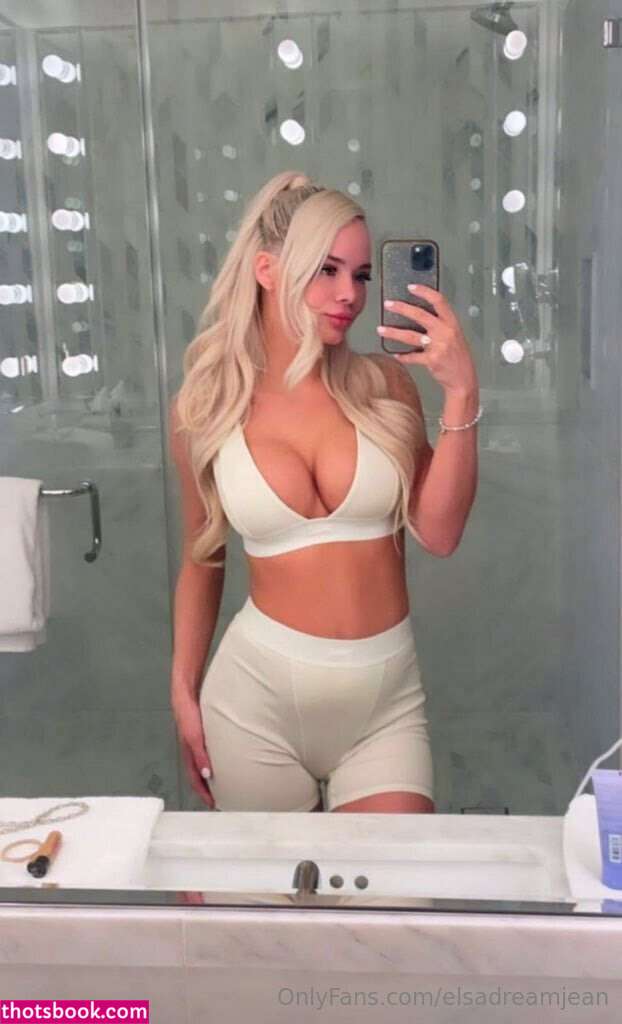 Elsa Jean Photo #582