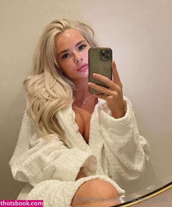 Elsa Jean Photo #595