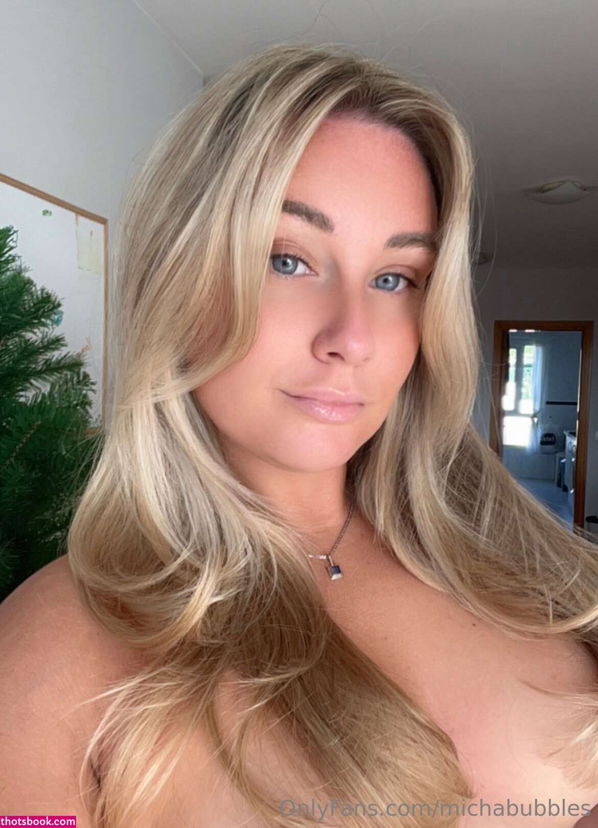 Micha Bubbles Photo #175