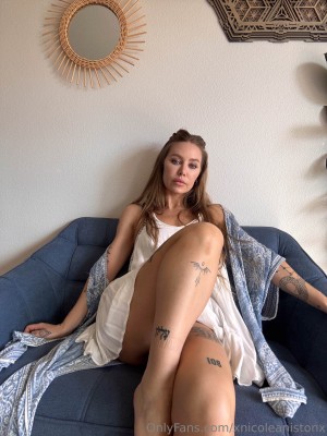 Nicole Aniston Photo #199