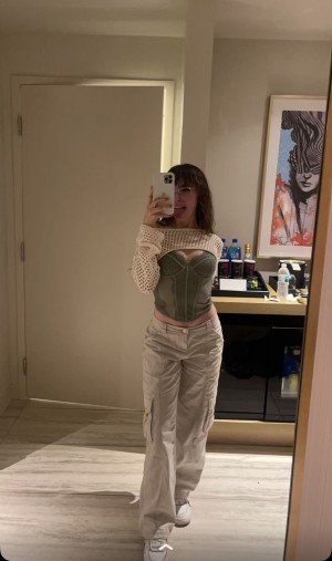 Catlyn Crespo Photo #4