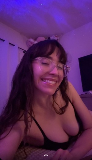 Catlyn Crespo Photo #9