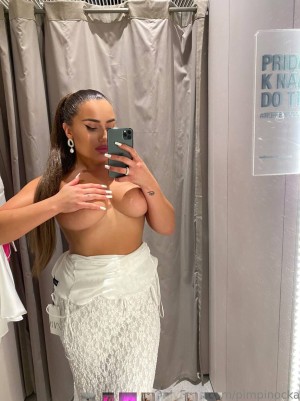 Ema Ferusova Photo #4