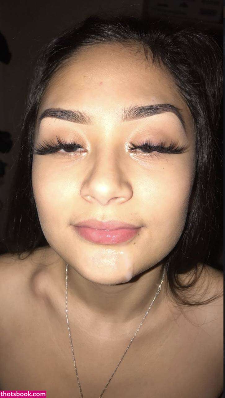 Sofia Flores Photo #42