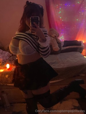 Ariesgummygirl Photo #21