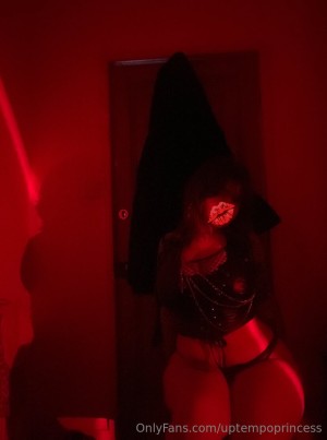 Ariesgummygirl Photo #28