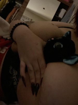 Ariesgummygirl Photo #62