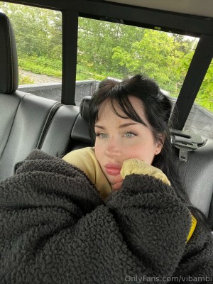 violetxbambi Photo #44