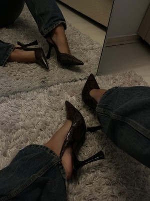 Randi Hartman Photo #25