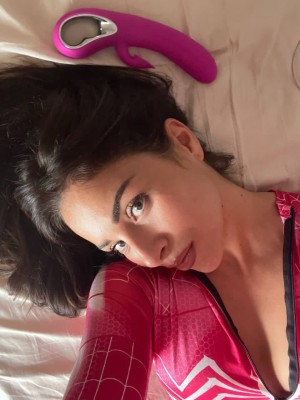 Julia Amareno Photo #34