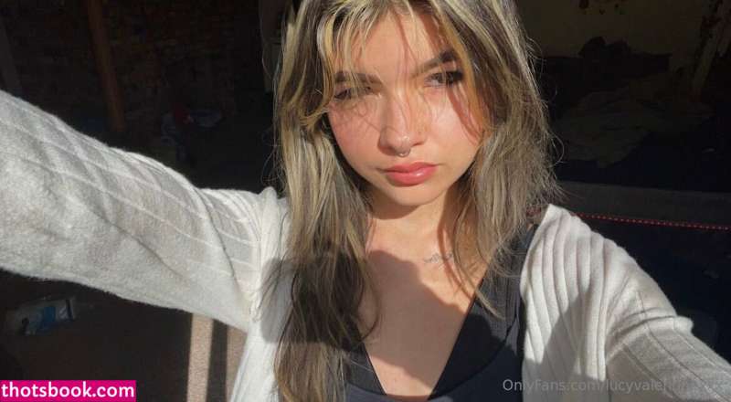 Lucyvalentinexxx Photo #1