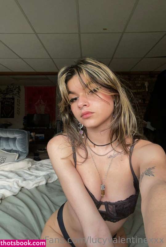 Lucyvalentinexxx Photo #12