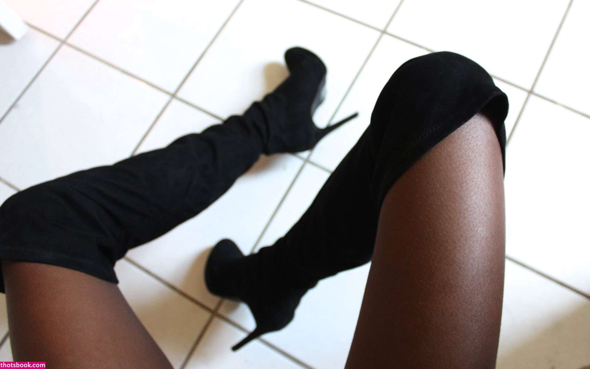 Phylia Calloway Photo #33