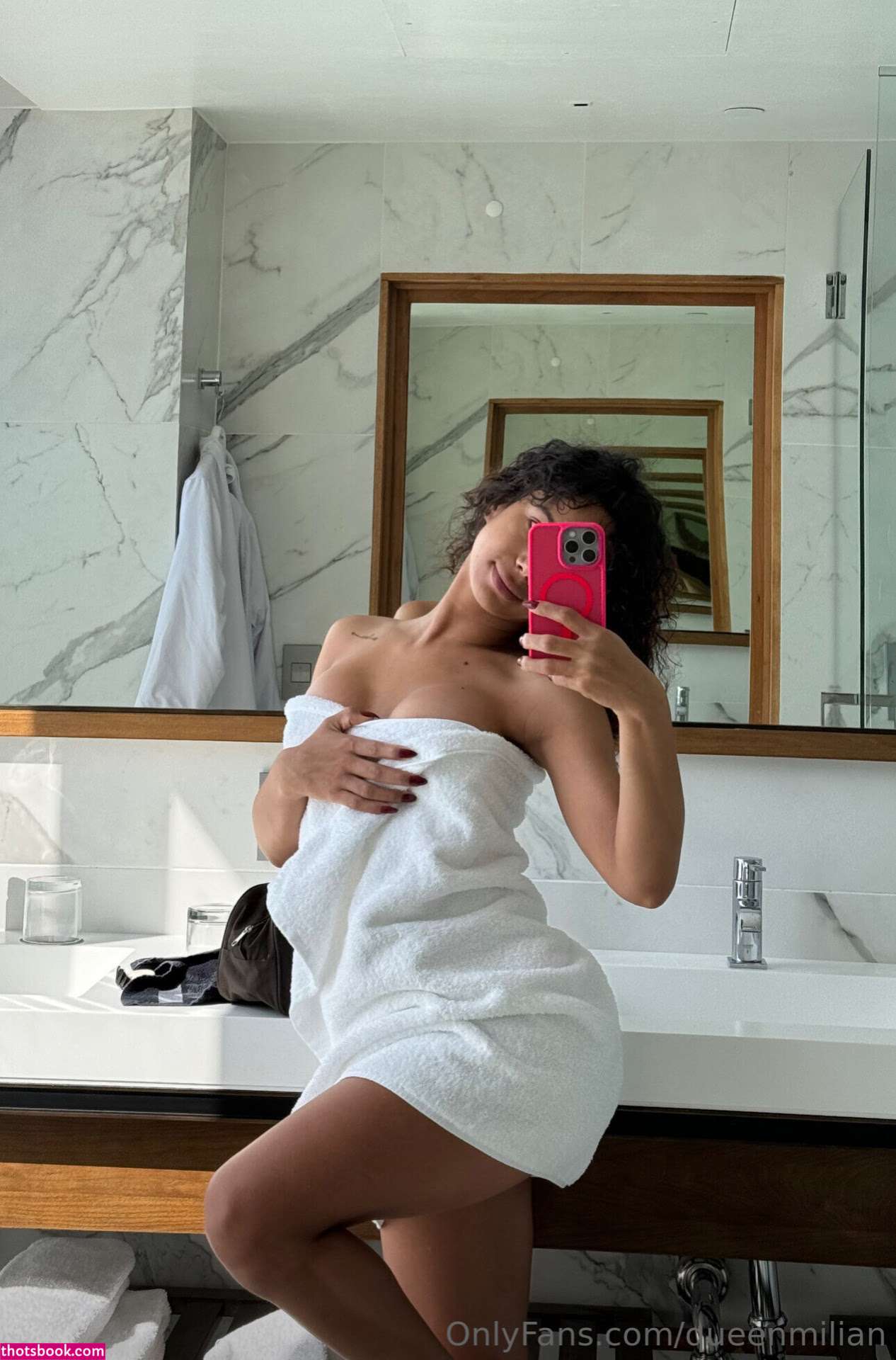 Queenmilian Photo #32