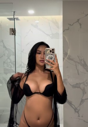 sweetmiaa24 Photo #11