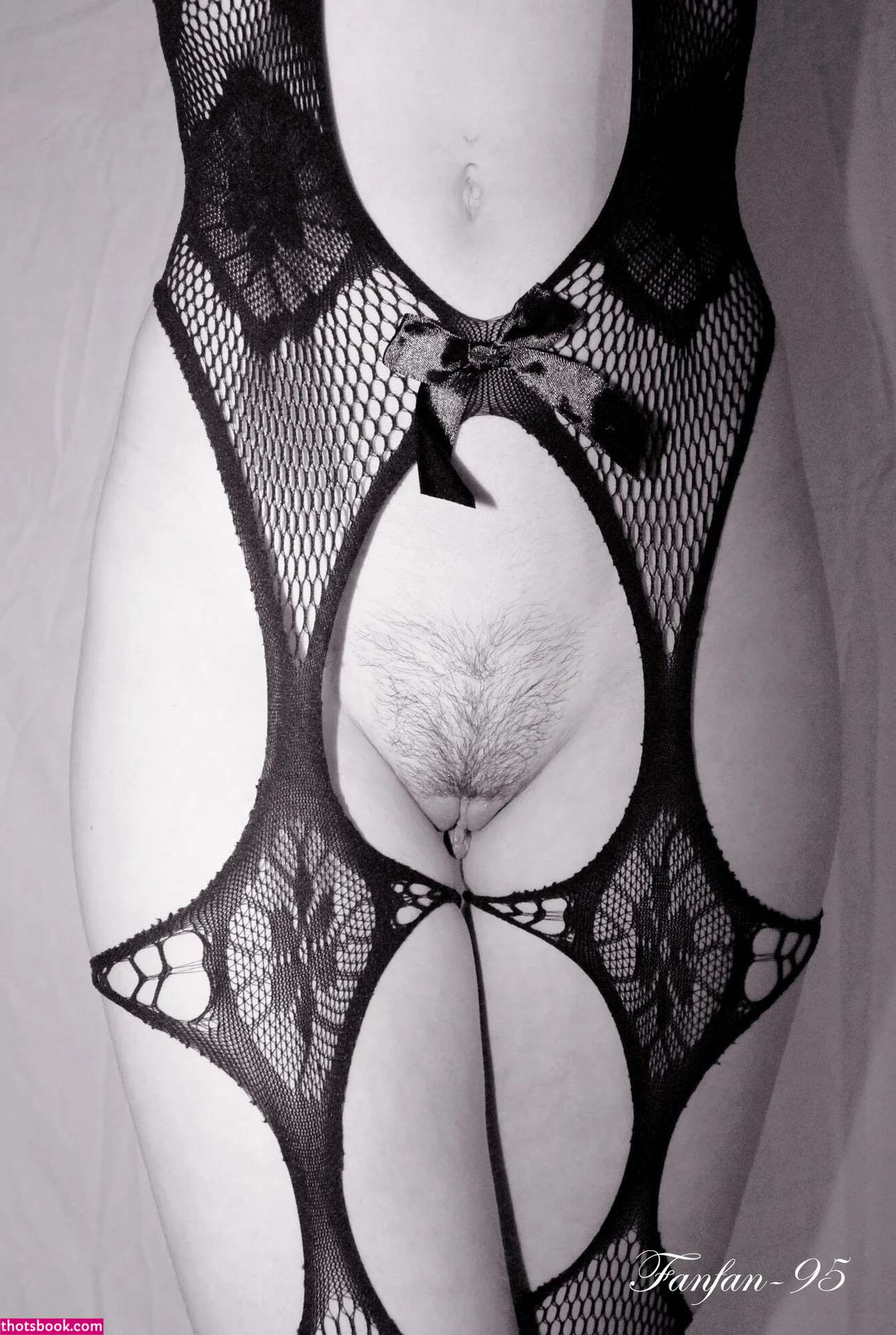 Aglo Razbok Photo #25