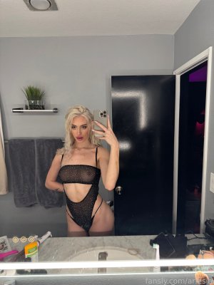 ariesiagray Photo #72