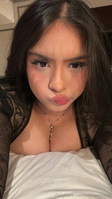 saucyysuzzy Photo #21