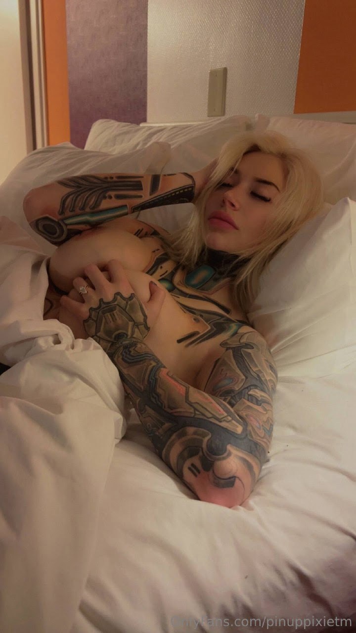 Pinuppixie Photo #432