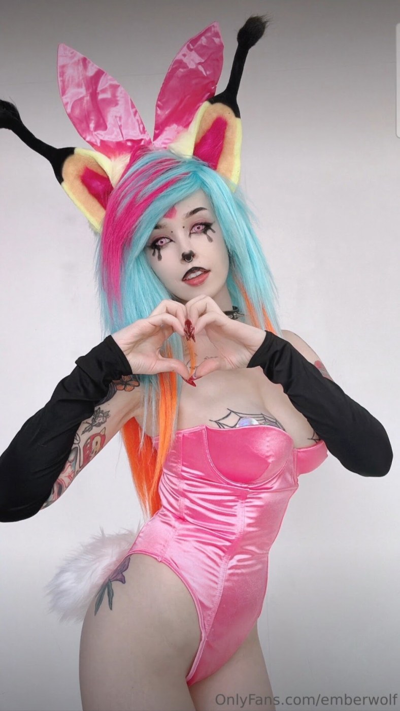 Ember Wolf Photo #38