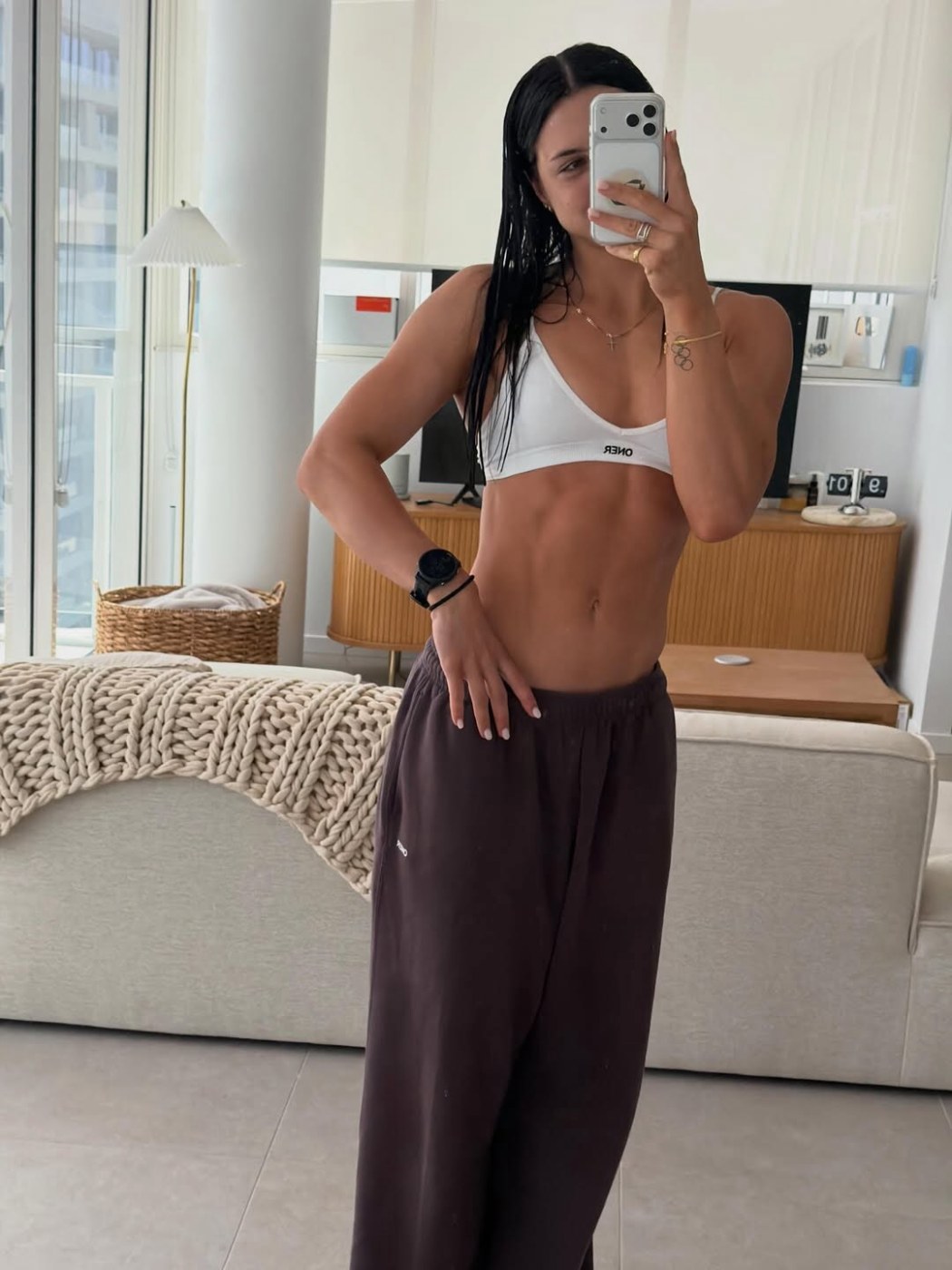 Desi Johnson Photo #64