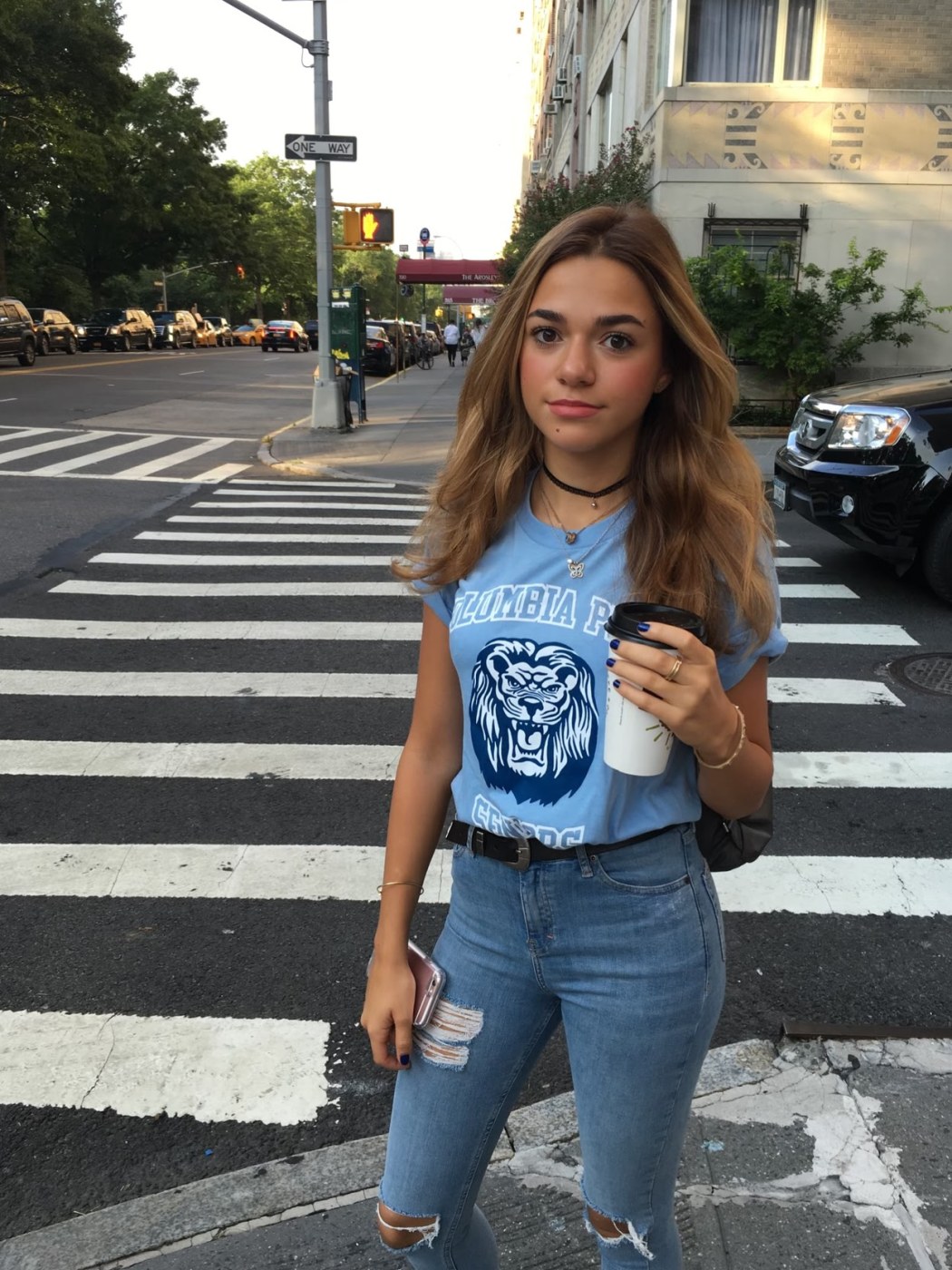 AllyAnnaMaria Photo #3