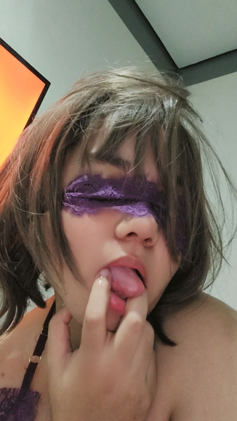 shknhdzn Photo #29