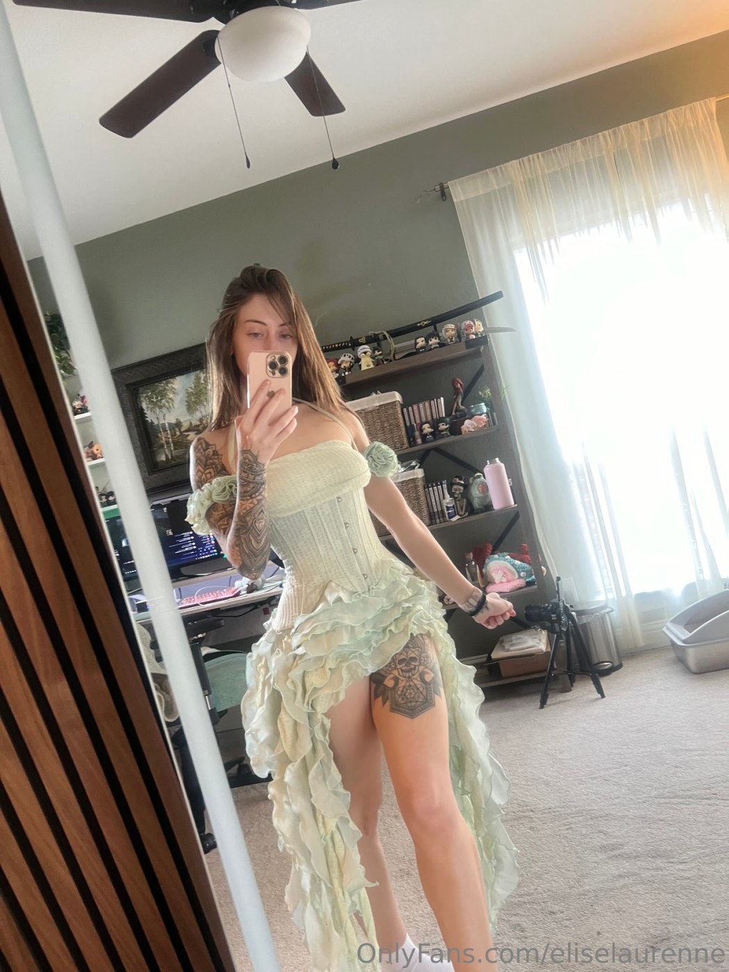 Elise Laurenne Photo #677