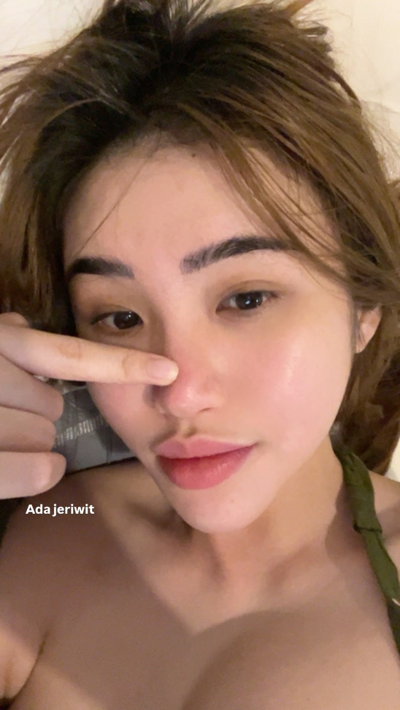Anastasya Khosasih Photo #19