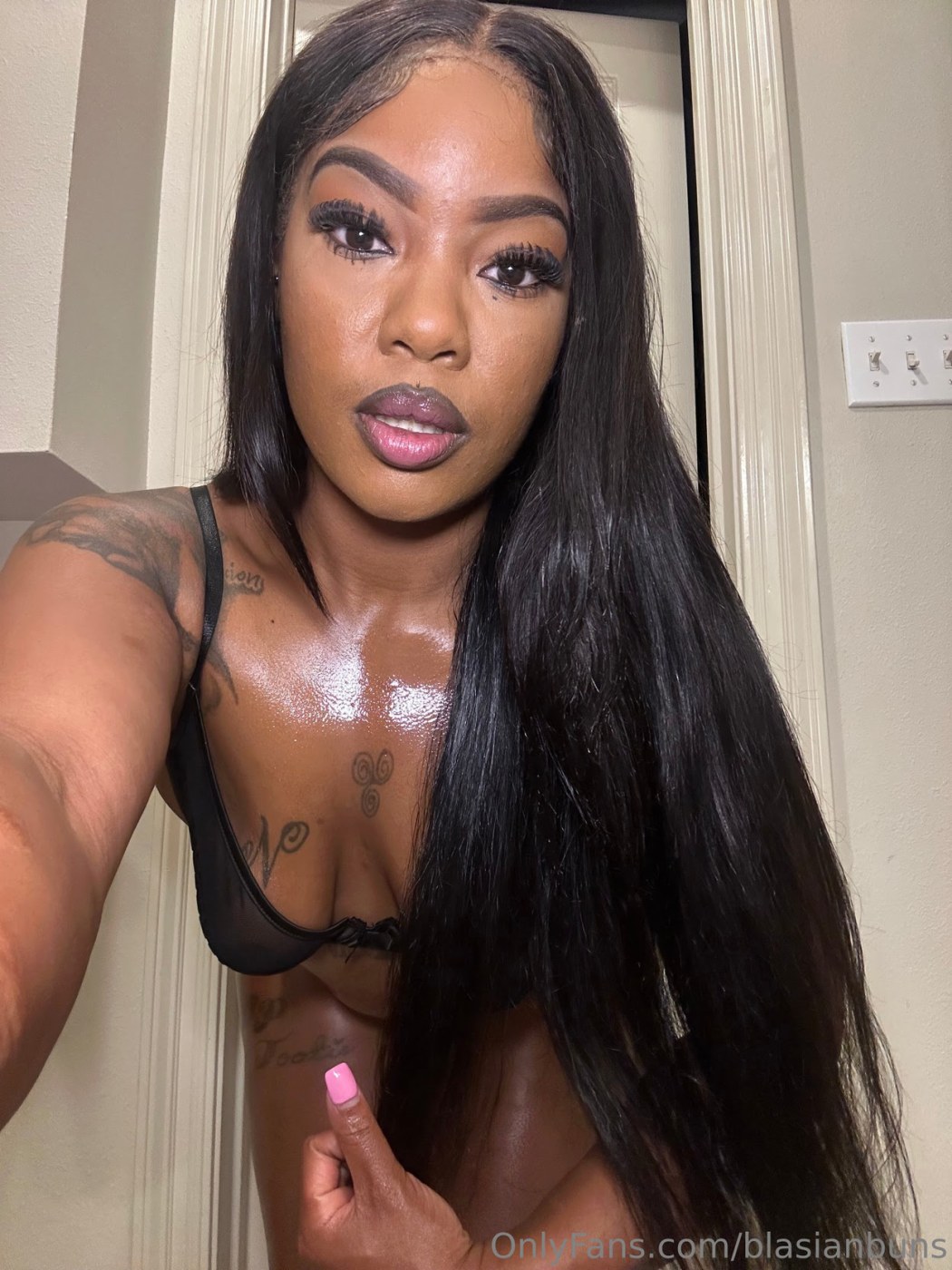 blasianbuns Photo #20