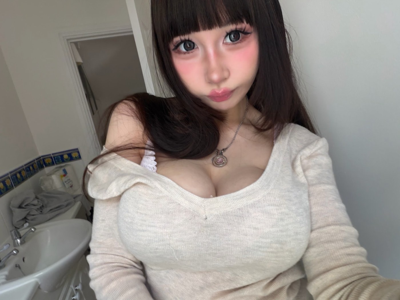 lonliillgirl Photo #12