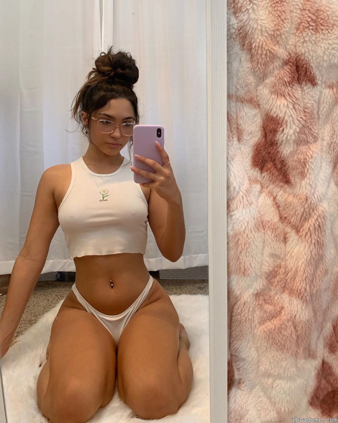 Bella Ramos Photo #7