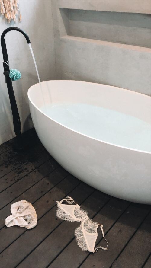 Gabby Gossling Photo #70