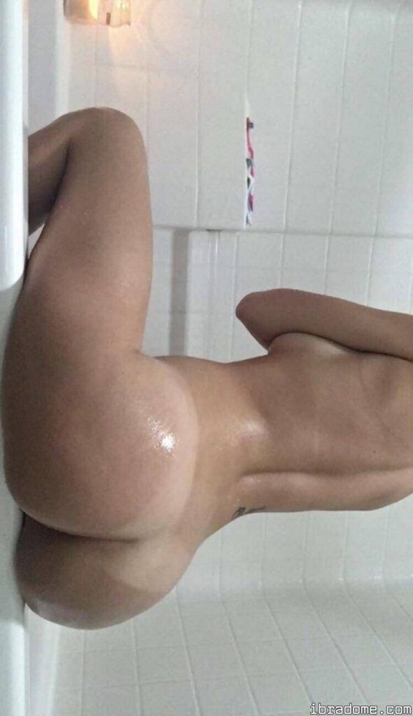 Molly Bennett Photo #52