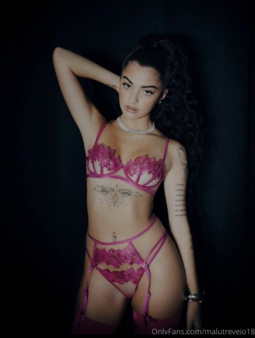 Malu Trevejo Photo #3