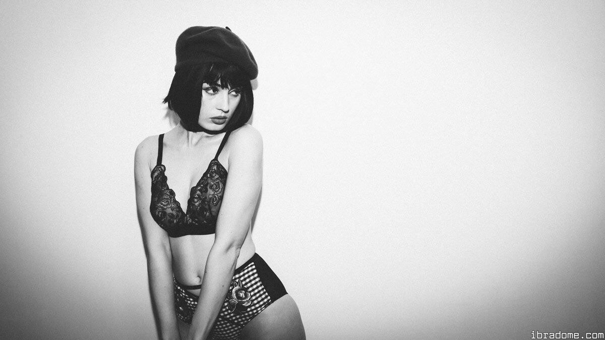 Anna Zapala Photo #188