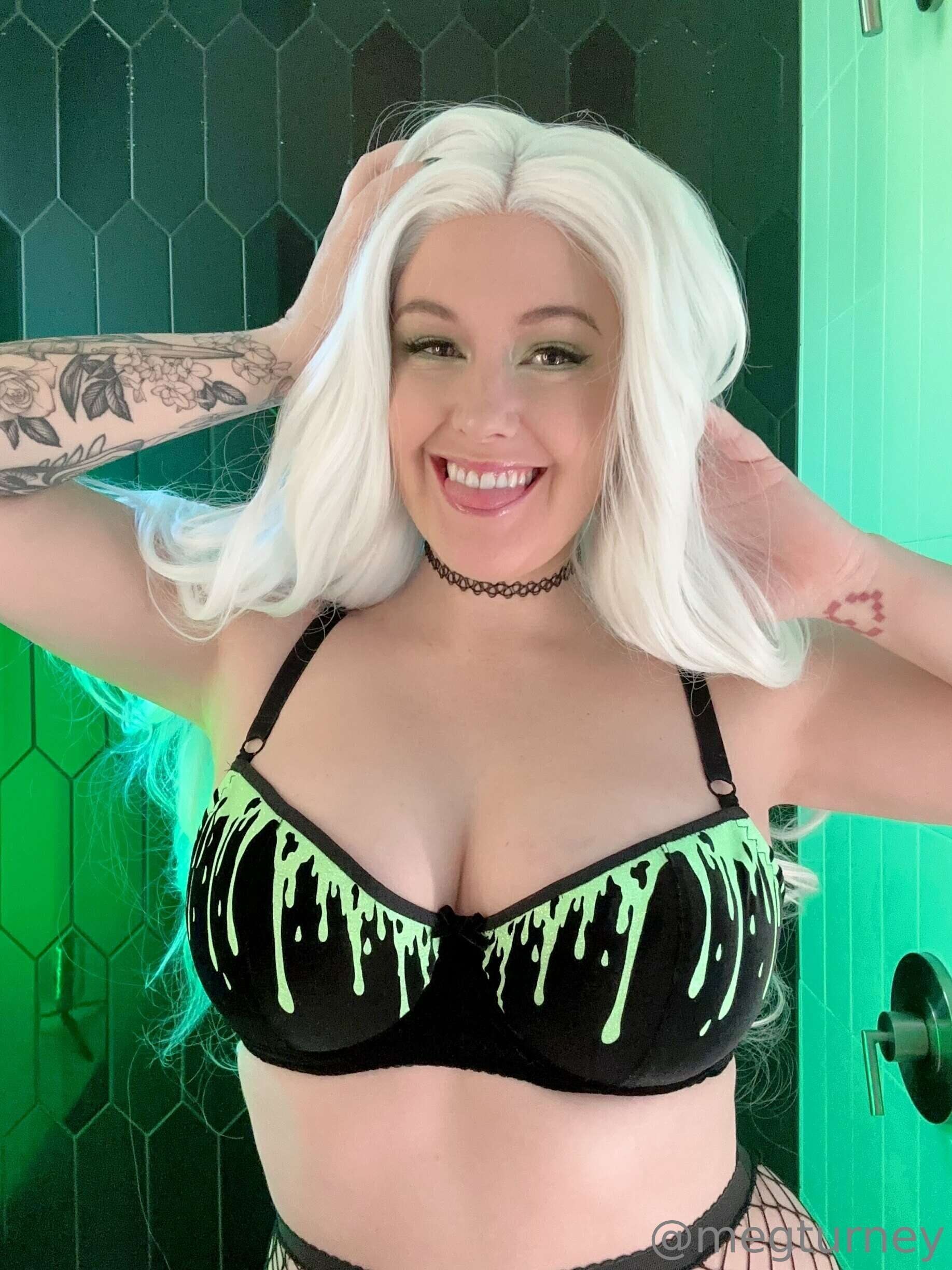 Meg Turney Photo #552