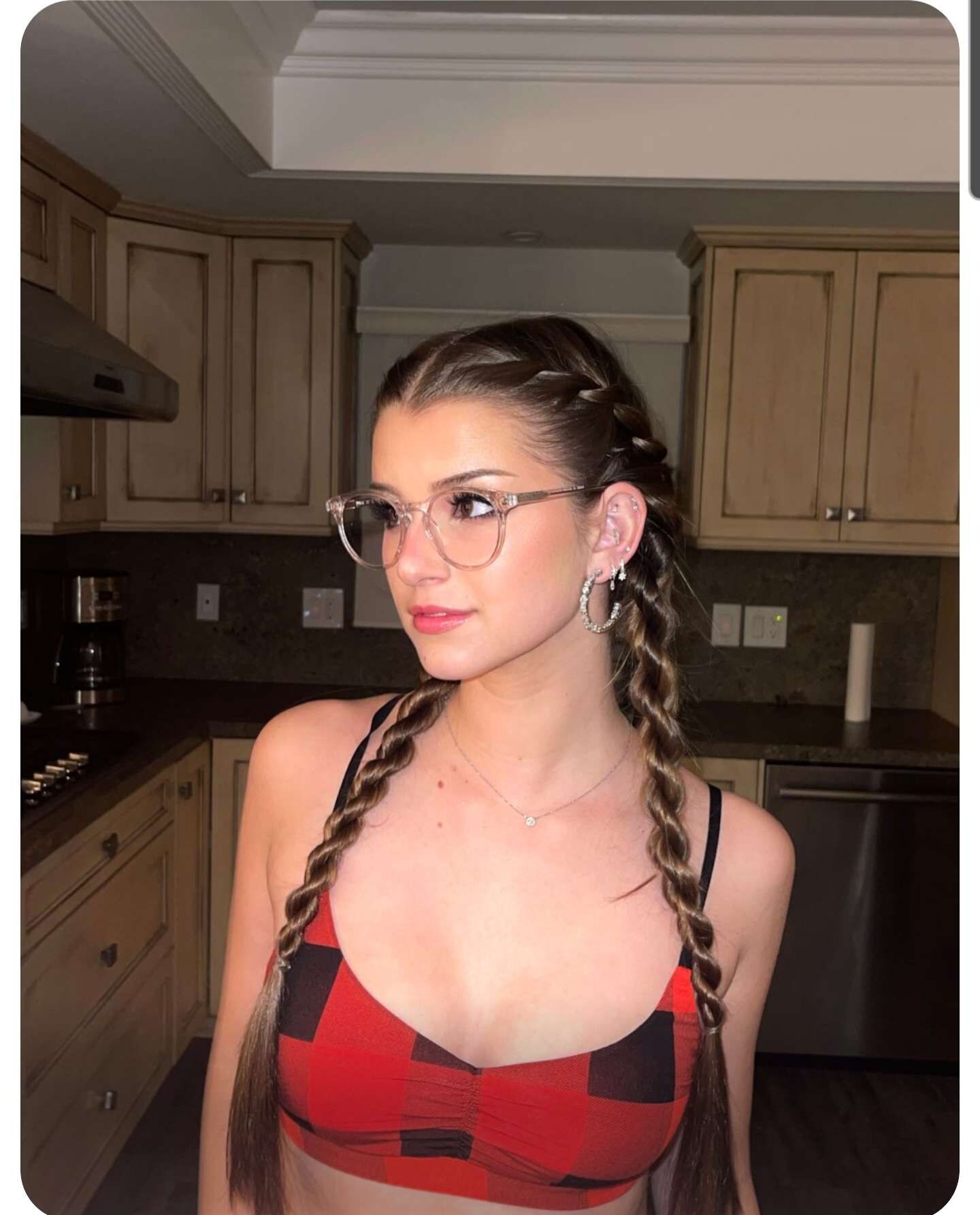 Brooke Monk Photo #11