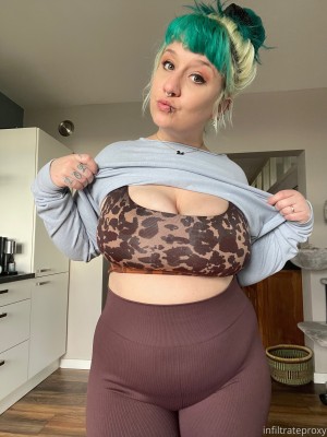 Proxy Paige Photo #9