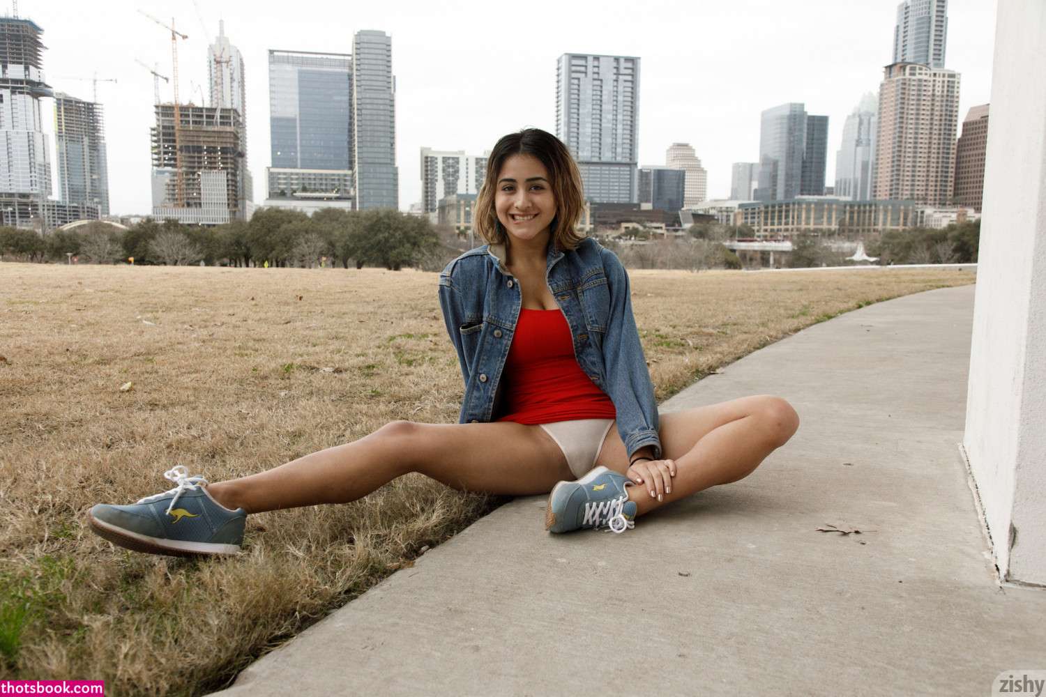 Mia Valentine Photo #83