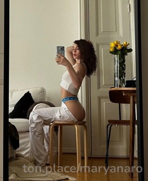 Maryana Ro Photo #78