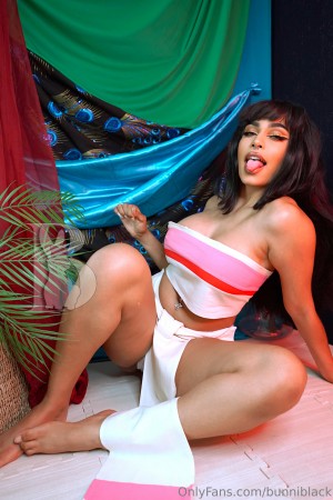 Bunni Black Photo #73