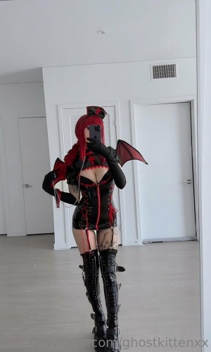 ghostkittenxx Photo #56