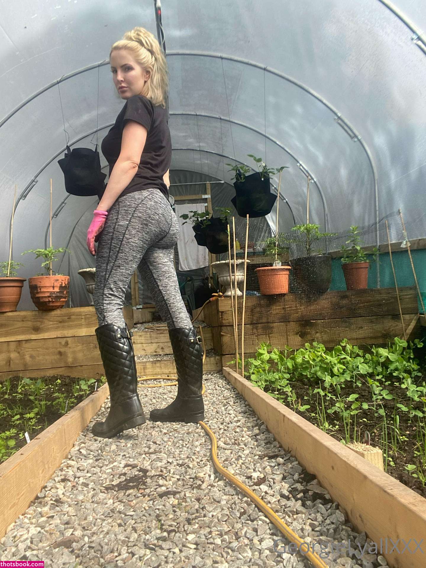 Georgie Lyall Photo #41