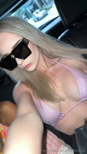 Ambermooody Photo #104