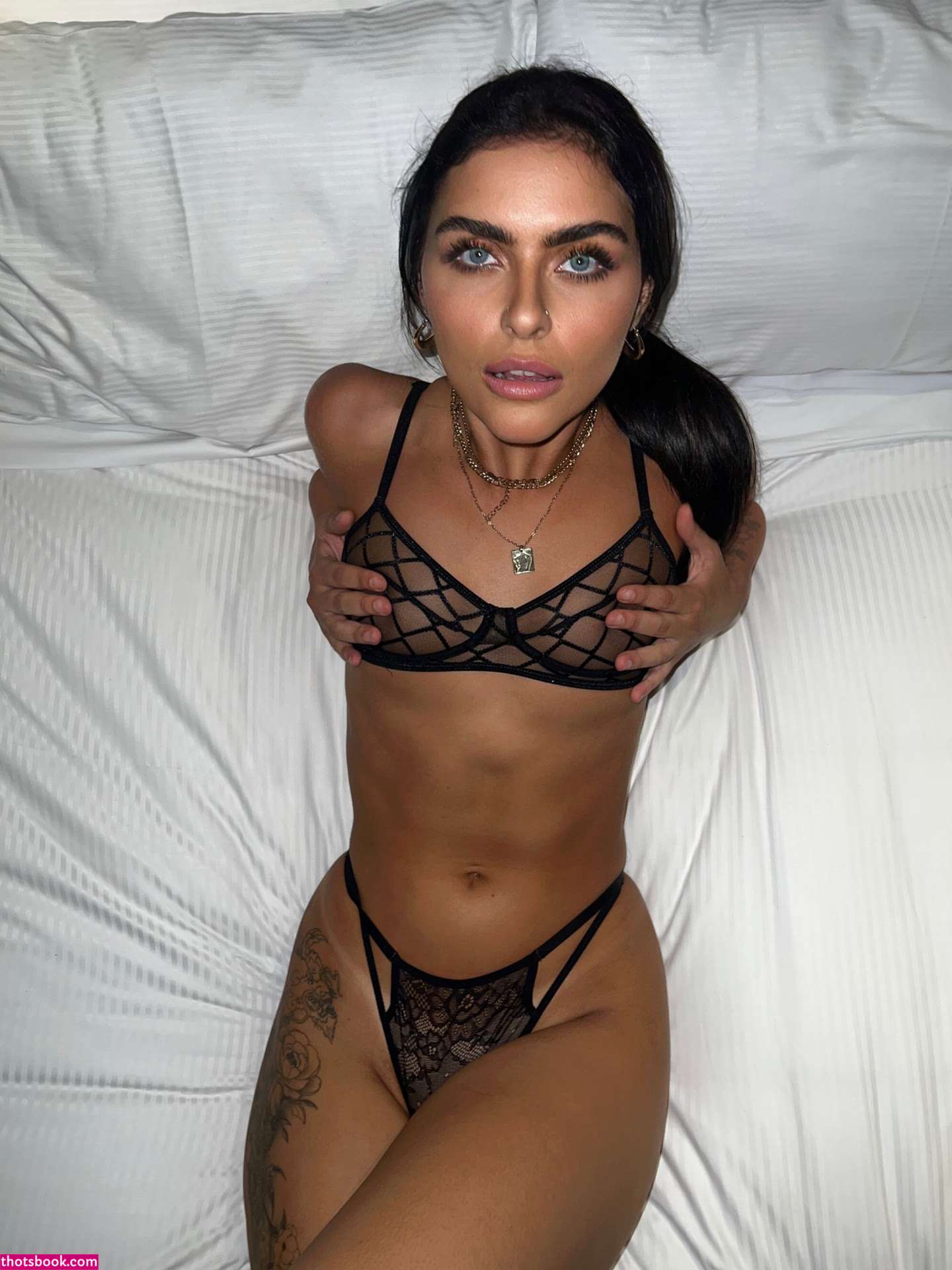 Lauren Hamden Photo #19