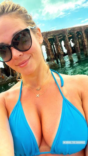 Lauren Compton Photo #46