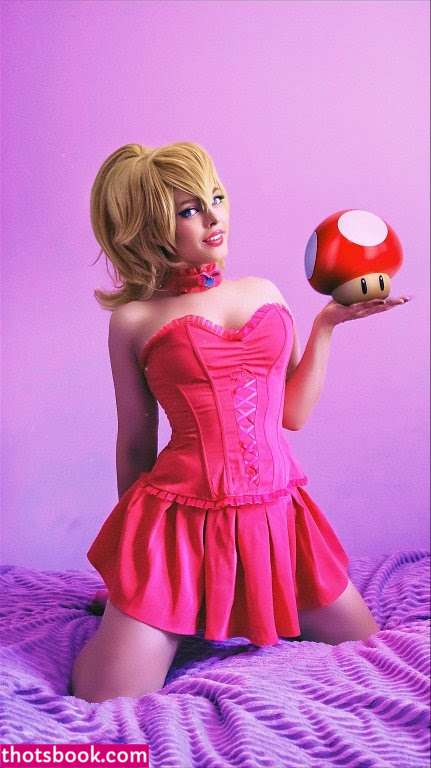 Kirsten Ria Photo #47