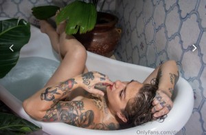 Danielle Colby Photo #38