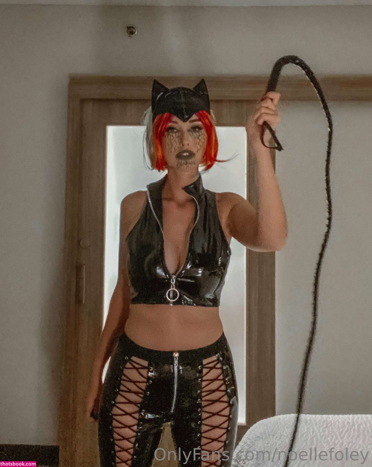 Noelle Foley Photo #13